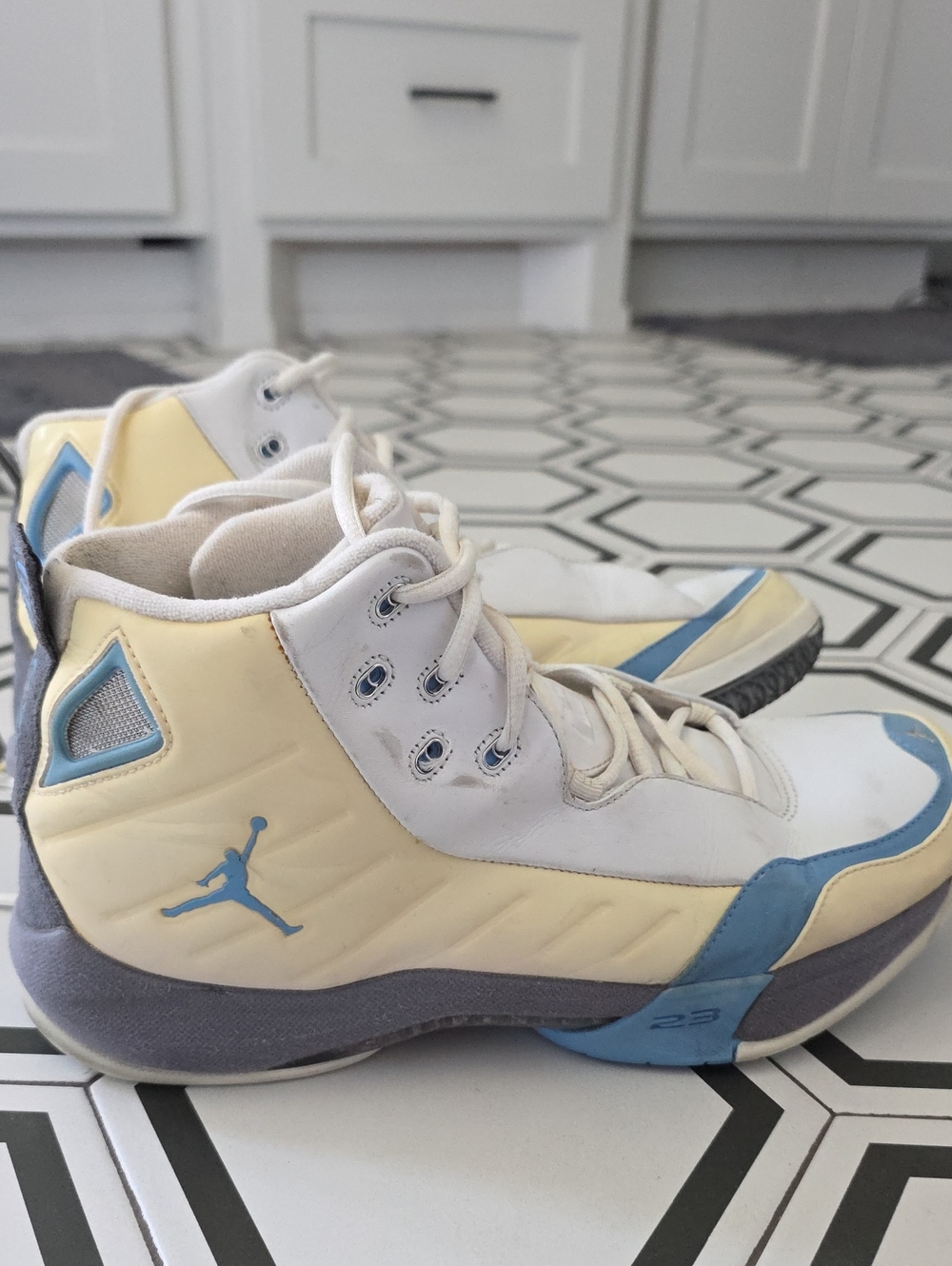 Nike Air Jordan ShowM 2006